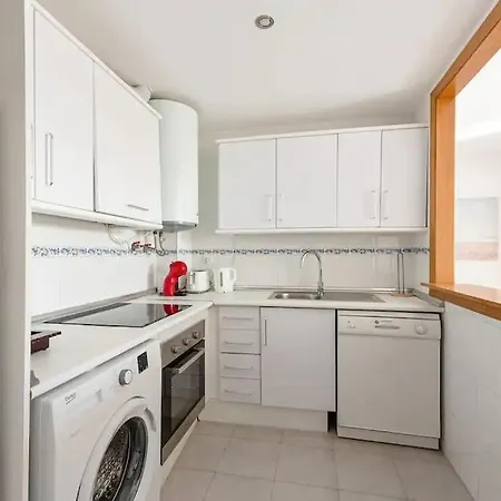 Alvarito Playa Front Μαρμπέλλα